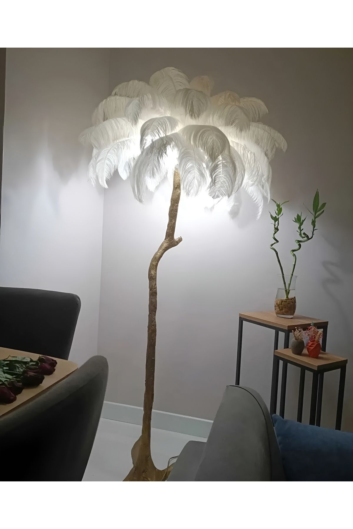 Plume d'autruche pour lampadaire