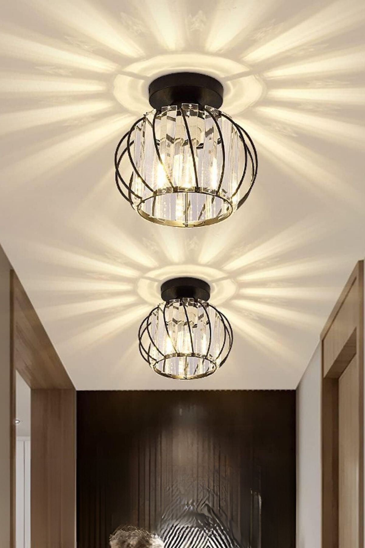 Plafonnier Lustre Bella Luce Modèle Noir en Métal avec Cristaux pour Salon, Cuisine, Chambre et Séjour