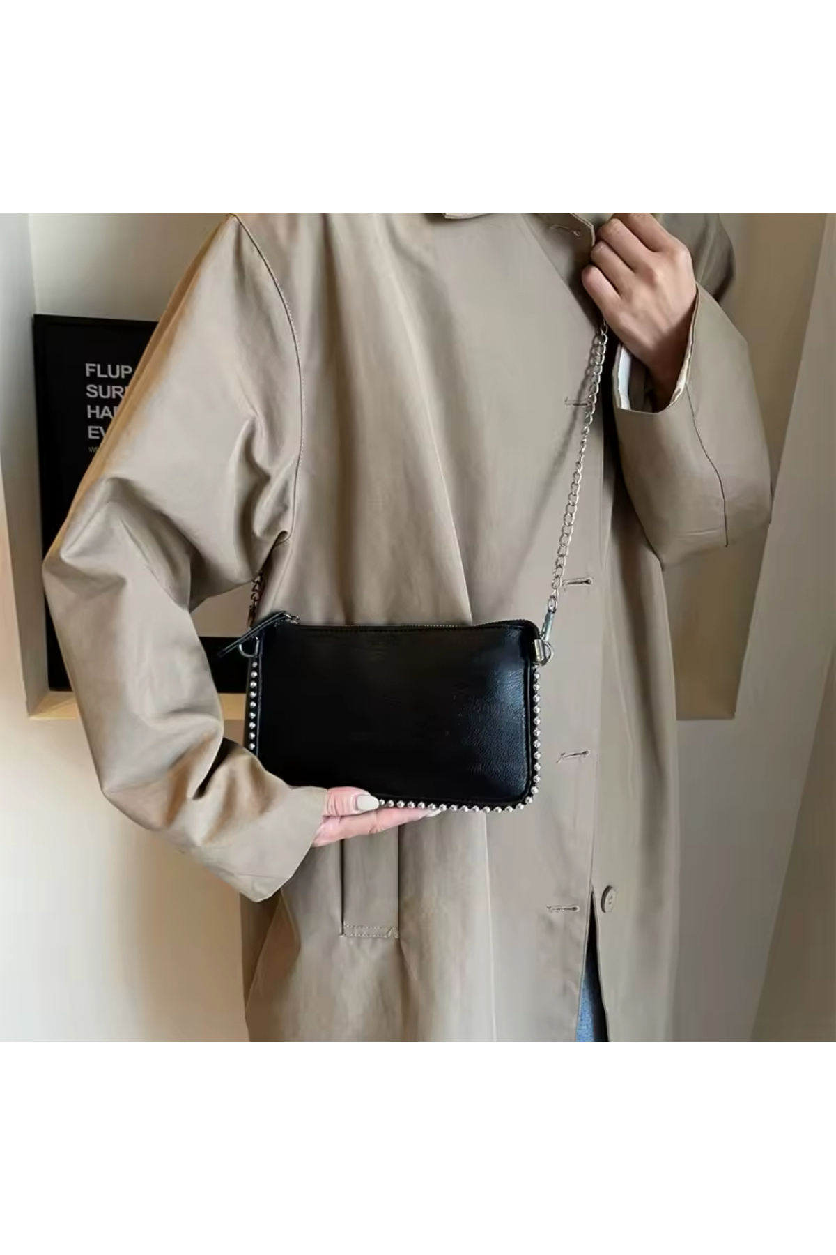 Sac à main et d'épaule pour femme noir avec un seul œil et mini perles