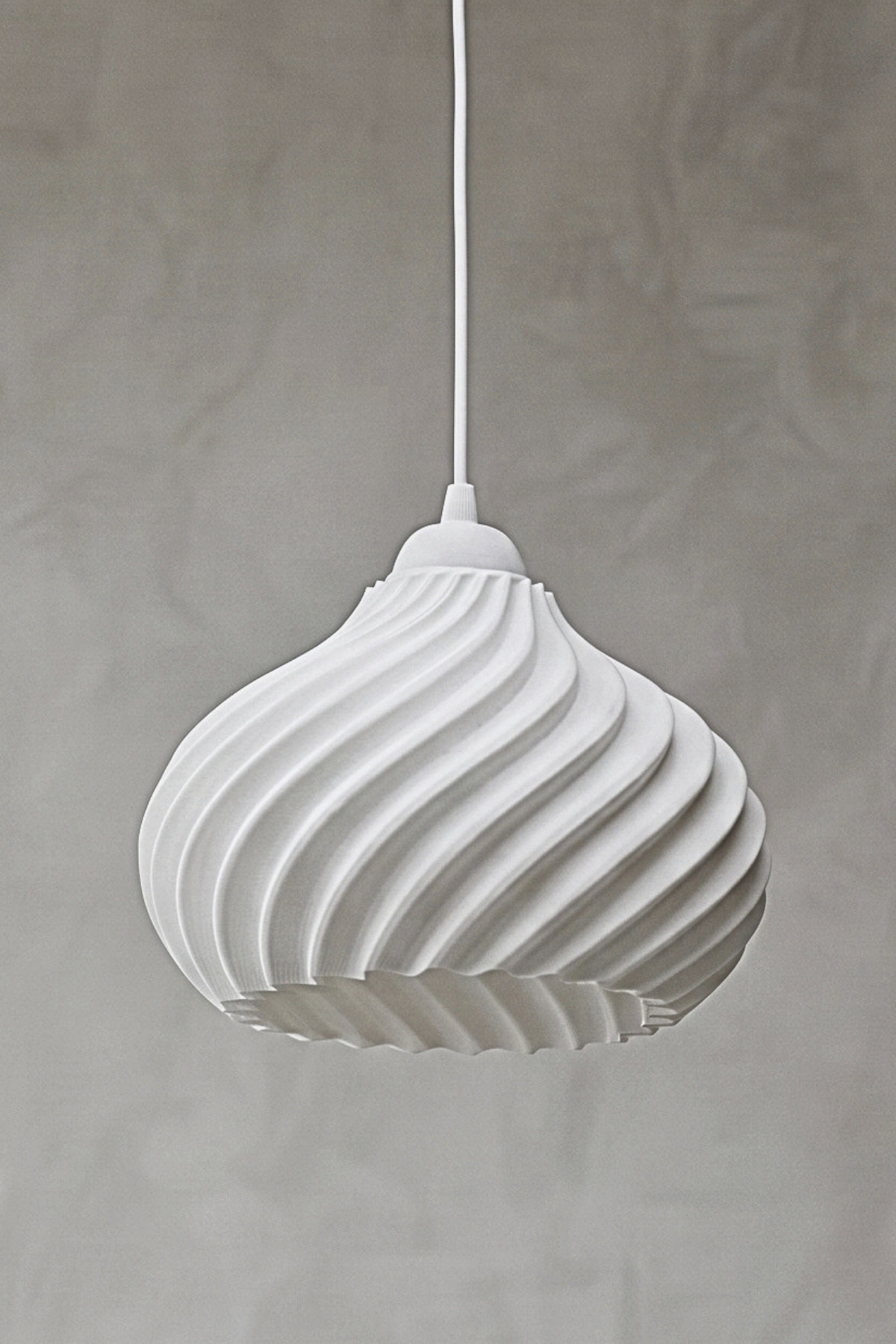 Suspension simple Yummy à motif ondulé blanc, style moderne, cuisine, salon, chambre à coucher (Bioplastique) 