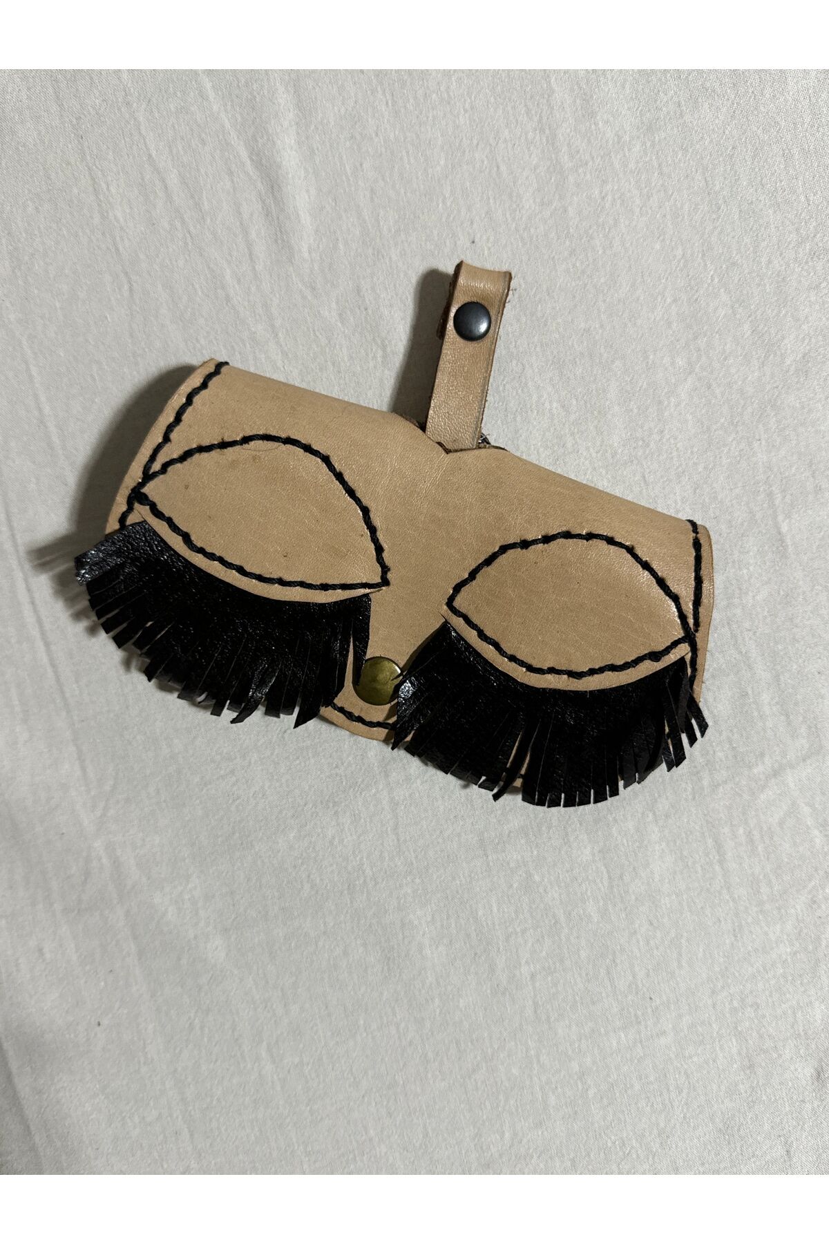 Étui à lunettes en cuir véritable fait main, design spécial avec motif élégant