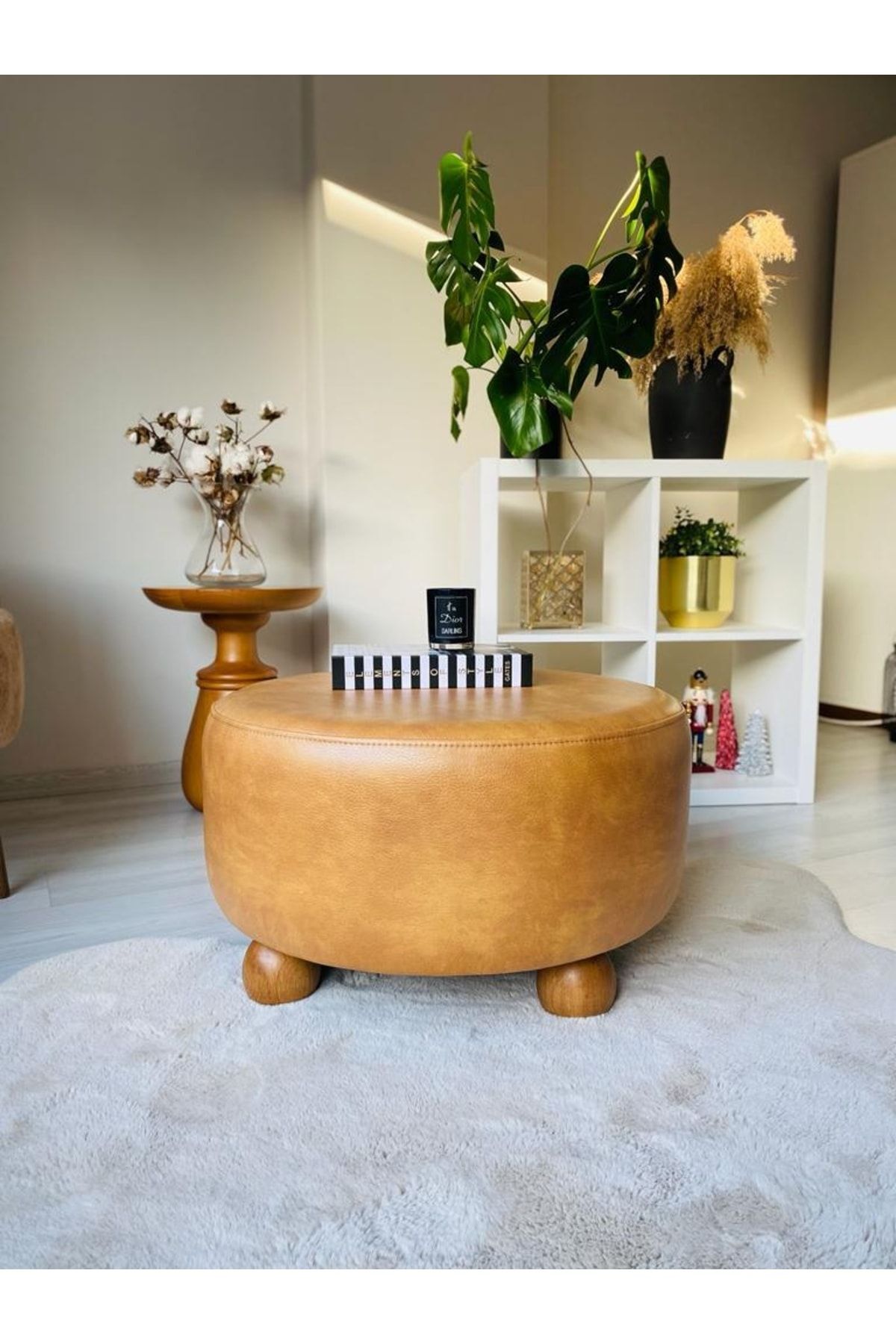 Banc Pouf Moyen Table Pieds en Bois de Noyer Xlarge Zone d'Assise Cuir Synthétique Tissu Tabac