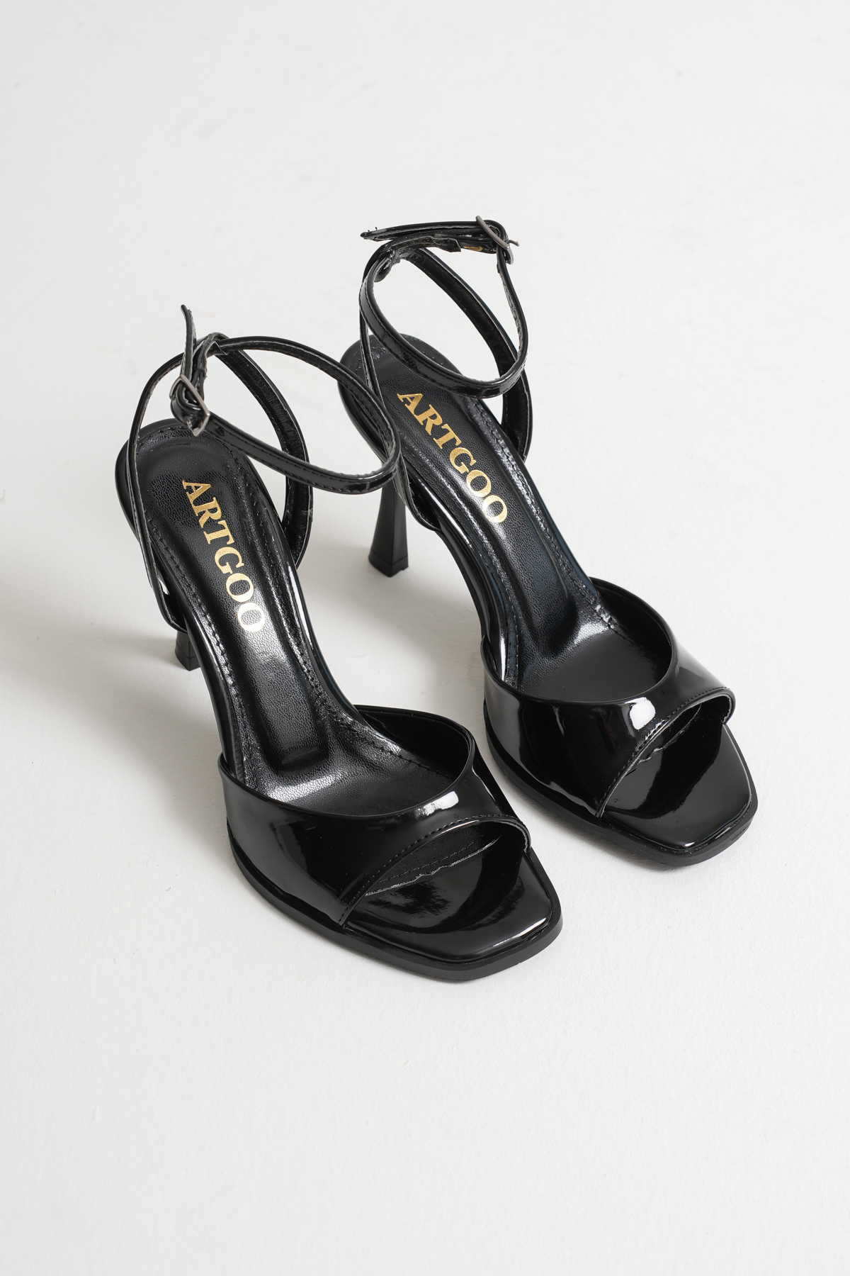 chaussures pour femmes en cuir verni noir, confortables au quotidien, à talons classiques