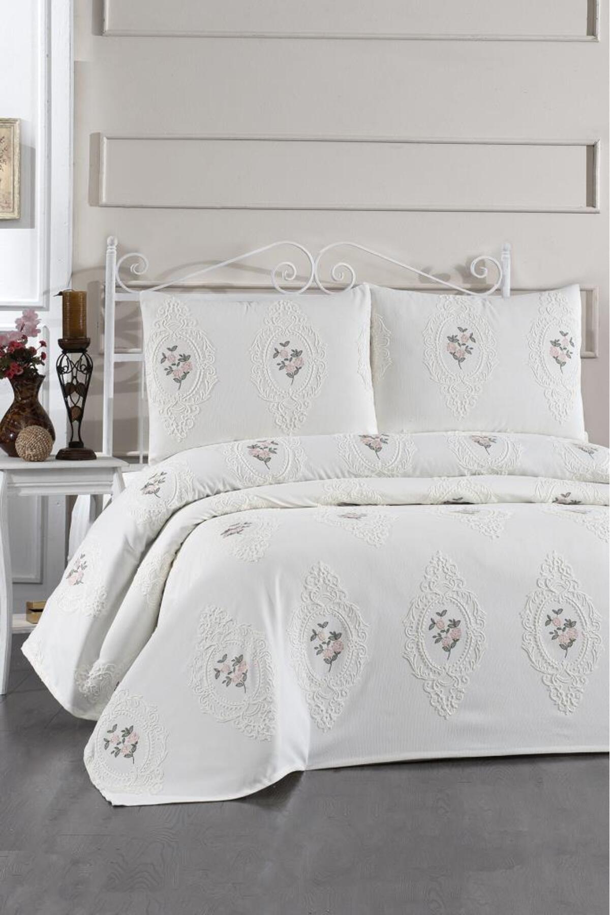 Housse de lit double 3 pièces en chenille brodée Gardenlove, couleur crème