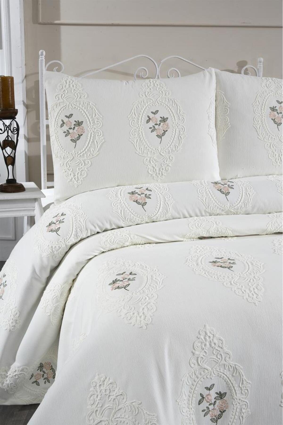 Housse de lit double 3 pièces en chenille brodée Gardenlove, couleur crème