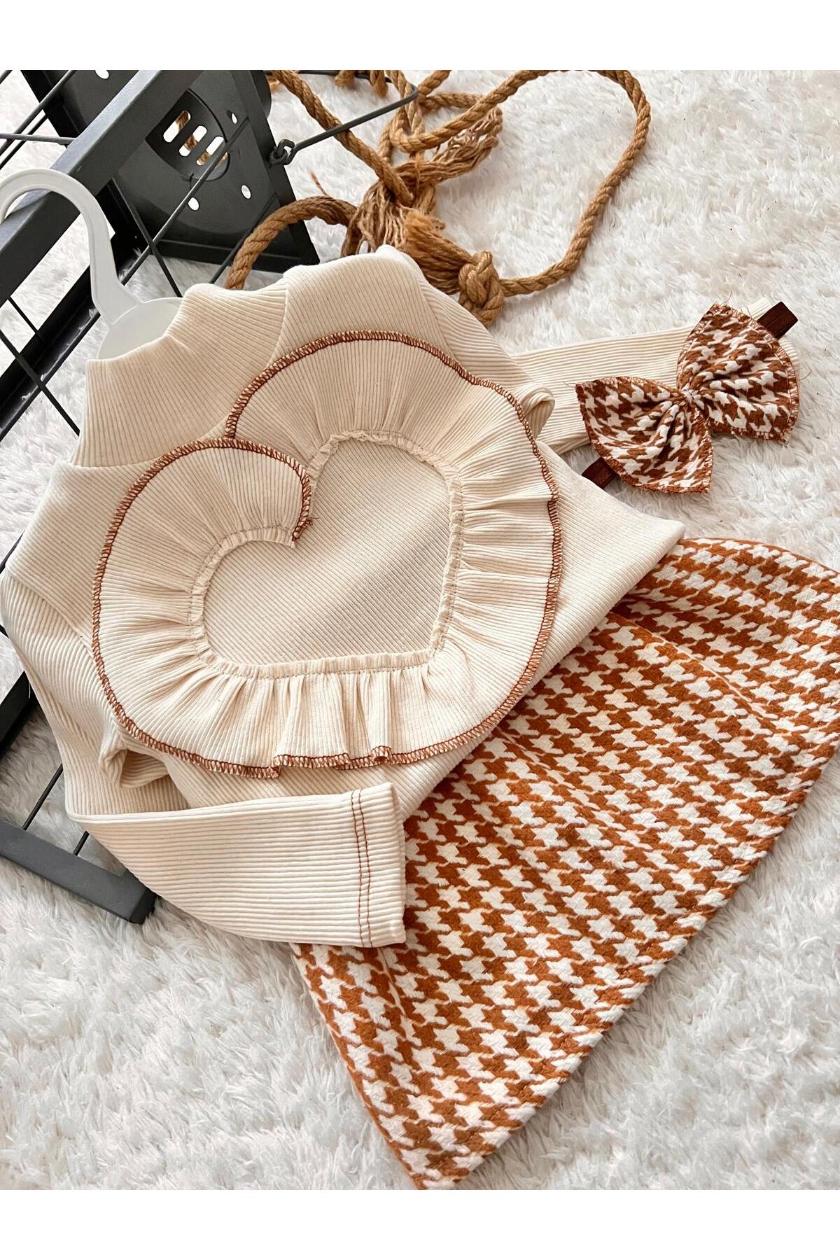 ENSEMBLE JUPE, BLOUSE ET BANDEAU POUR BÉBÉ À MOTIF CHEVRON MARRON